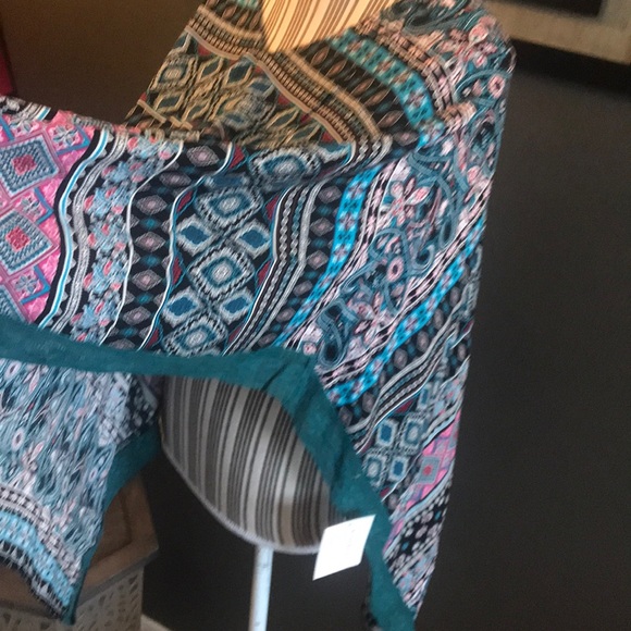 🔥1 hr SALE - Listicle poncho style top, waist tie - Picture 5 of 10